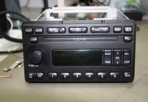Ford - Mustang S-95 vanaf 1994 Radio CD-Speler reparatie