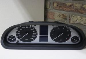 Mercedes - B-Klasse W245 vanaf 2005 Tellerpaneel reparatie