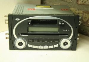 Kia - Sorento 1e gen. vanaf 2002 Radio Cassettespeler reparatie