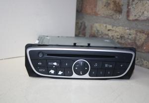 Renault - Mégane 3 vanaf 2008 Radio CD-Speler reparatie