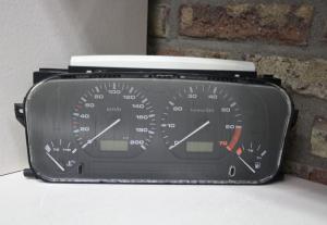 Volkswagen - Polo 6N2 vanaf 1999 Tellerpaneel reparatie